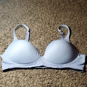 Never-worn Jockey Wireless Bra, size XL